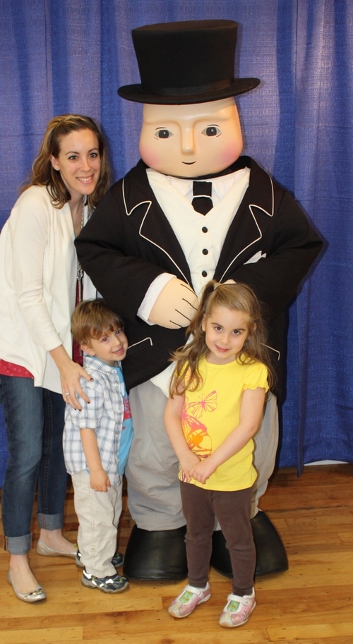 IMG_9730_cr meeting thomas the train characters