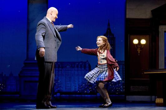 Annie and Warbucks 2_532x355