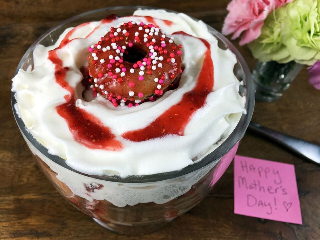 easy mothers day trifle