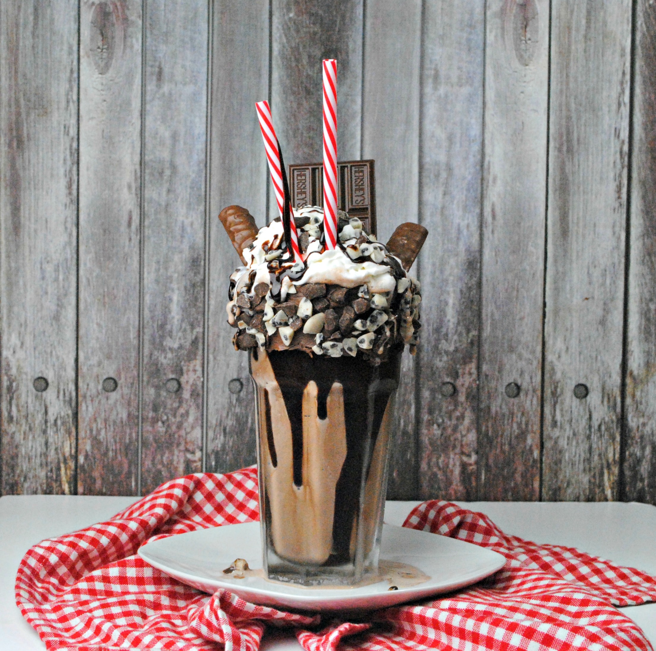 HERSHEY'S Chocolate Milkshake Recipe