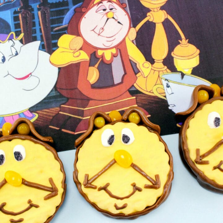 How To Make Beauty And The Beast Cupcakes: Cogsworth Design #BeOurGuestEvent