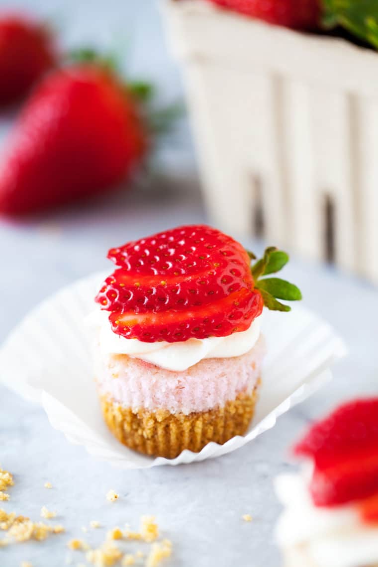 Strawberry Cheesecake Mini Cupcakes Recipe