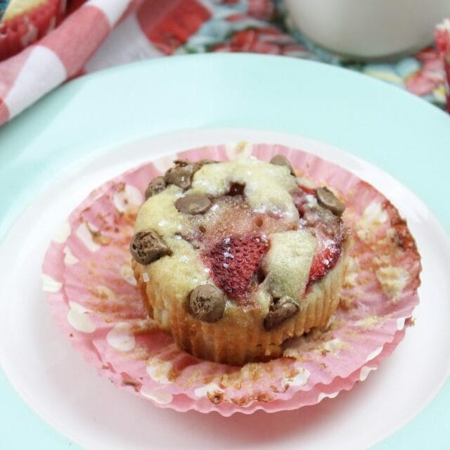Strawberry And Chocolate Chip Muffin Recipe