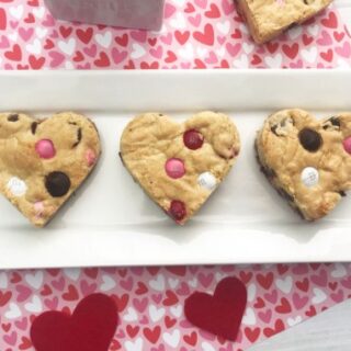 Image for Heart Chocolate Chip Cookie Bars Recipe