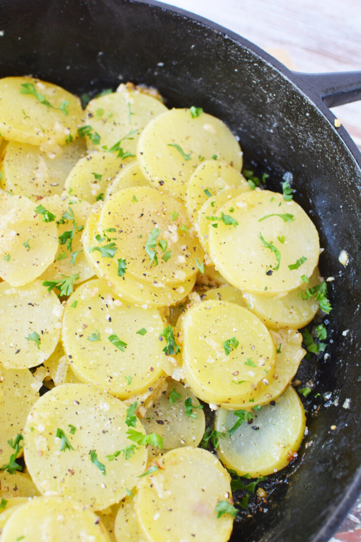 Smothered Potatoes Recipe Made With Garlic And Onions