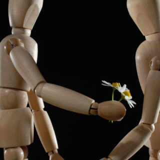 find the right words when crafting a heartfelt apology