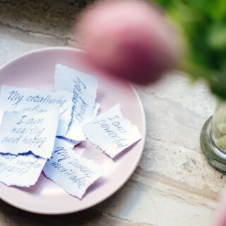 get rid of negative thoughts through affirmations