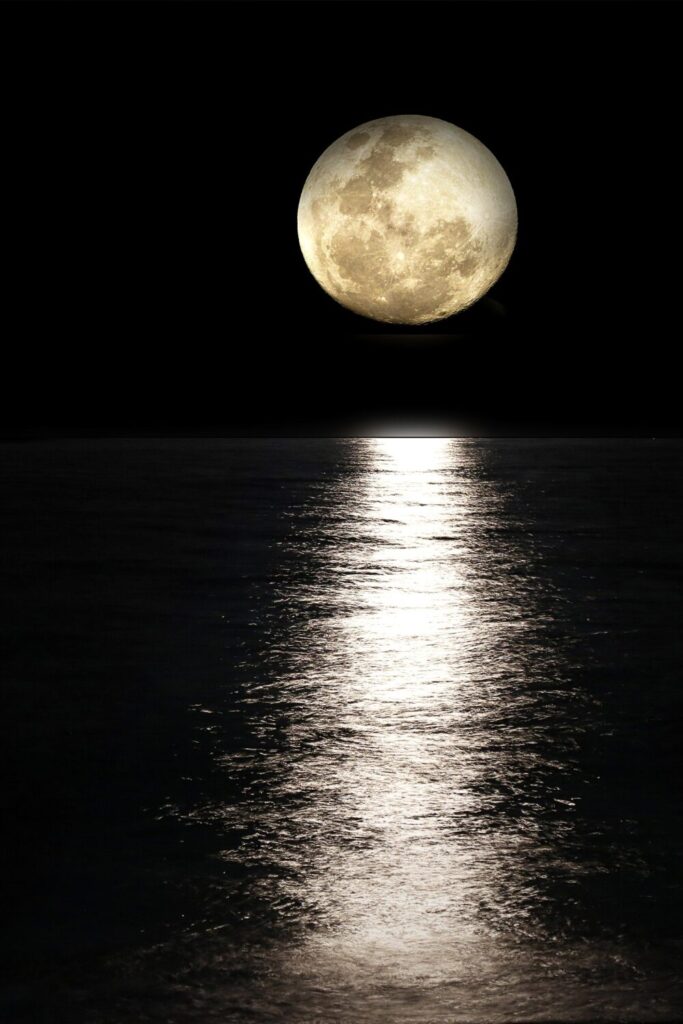 Best Time To Manifest During The Full Moon