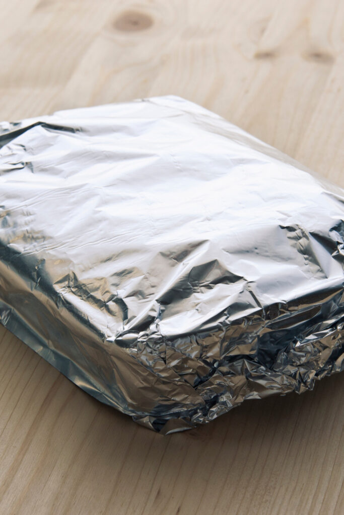aluminum foil in the microwave