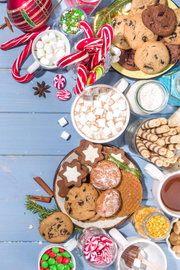 hot cocoa charcuterie boards