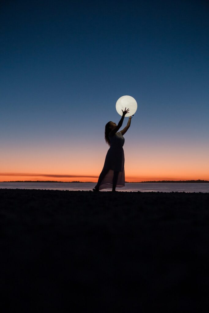 moon phase should I manifest