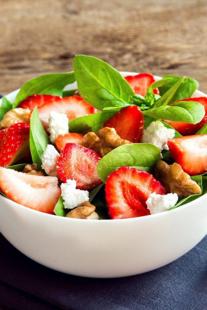 strawberry spinach salad